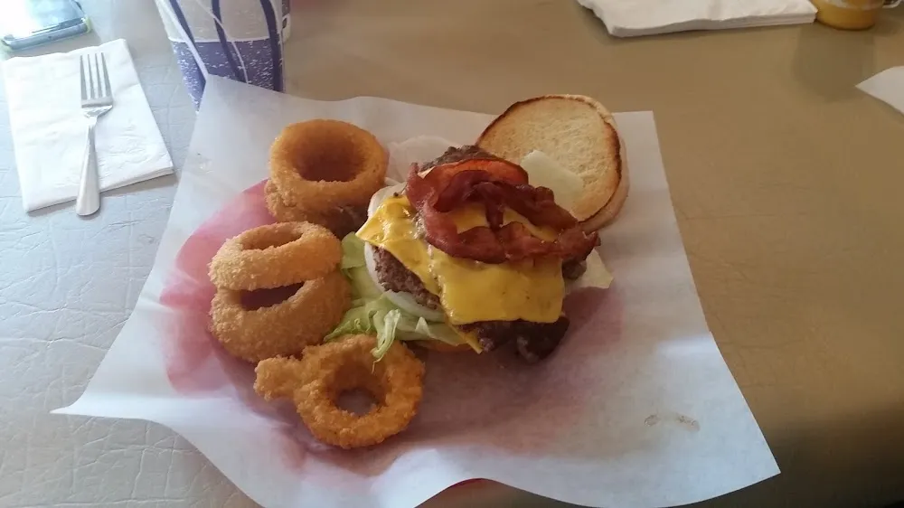 Bacon Double Cheeseburger Deluxe with Rings